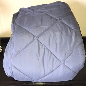 Pottery barn teen new sample item pucker up comforter